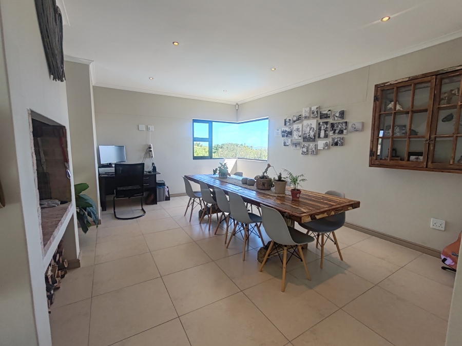 4 Bedroom Property for Sale in Country Club Western Cape